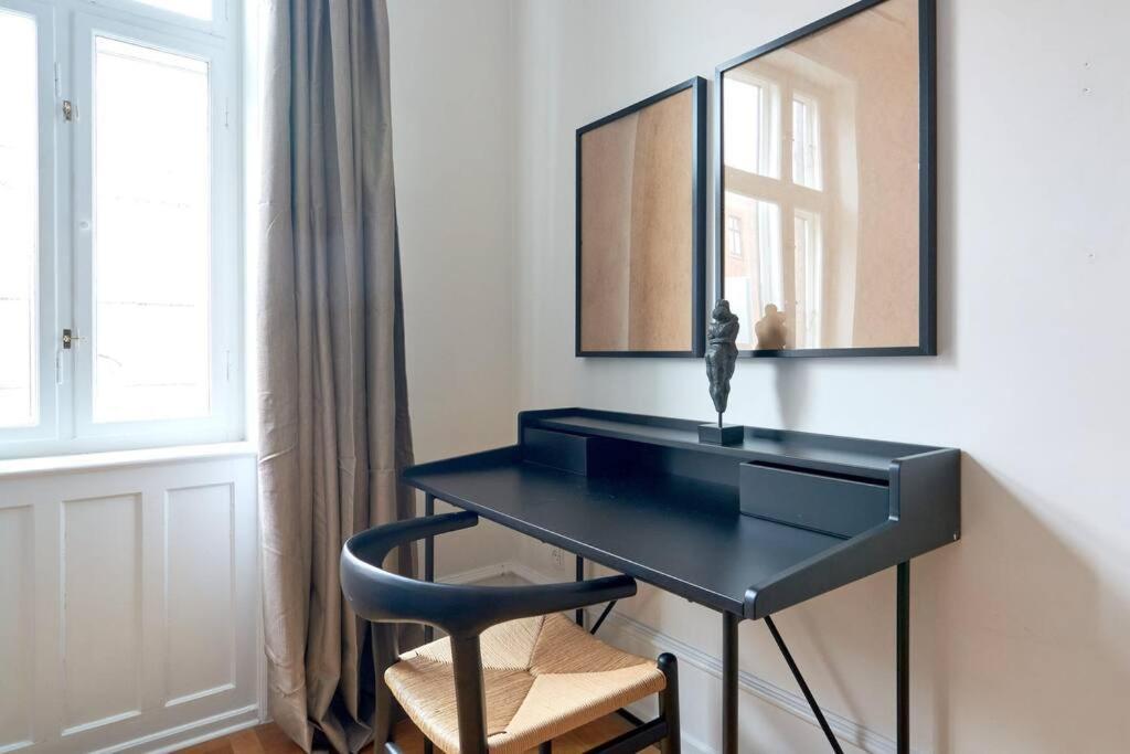 Spacious 3 Bedroom Manor Flat Next To Tivoli Copenhagen Luaran gambar