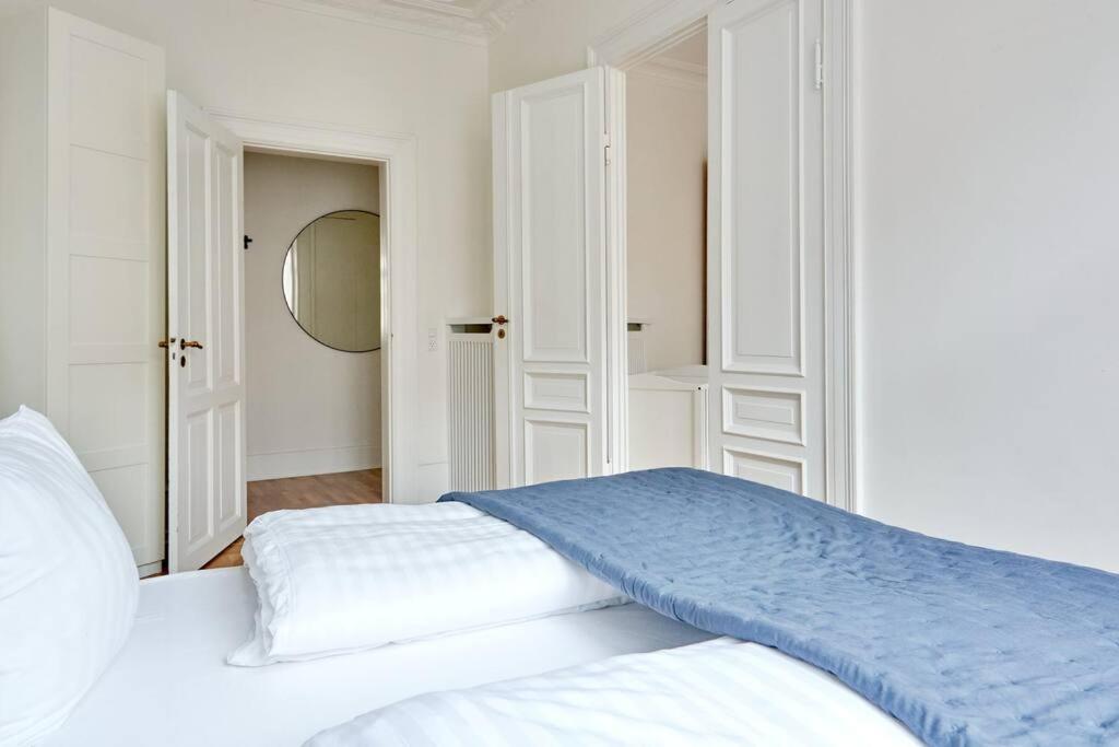 Spacious 3 Bedroom Manor Flat Next To Tivoli Copenhagen Luaran gambar